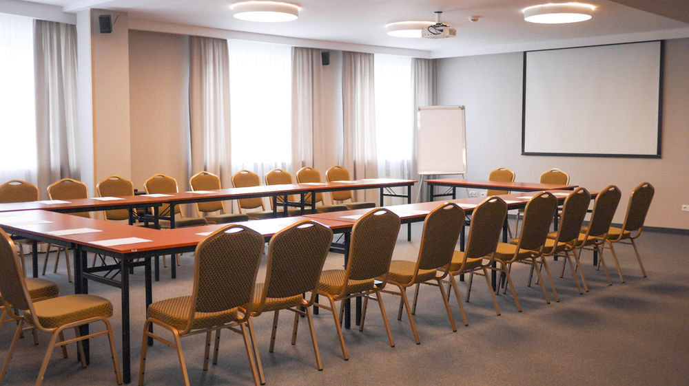 Centrum Konferencyjno-Apartamentowe Mrowka วอร์ซอ ภายนอก รูปภาพ